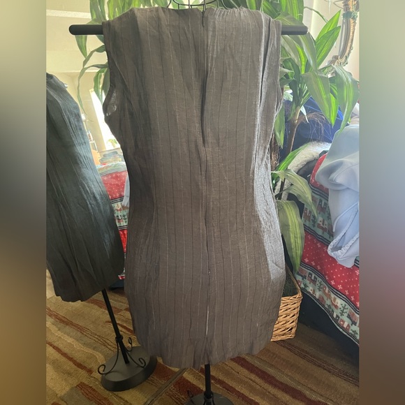 Pinstripe 2 piece dress with jacket - Picture 3 of 9